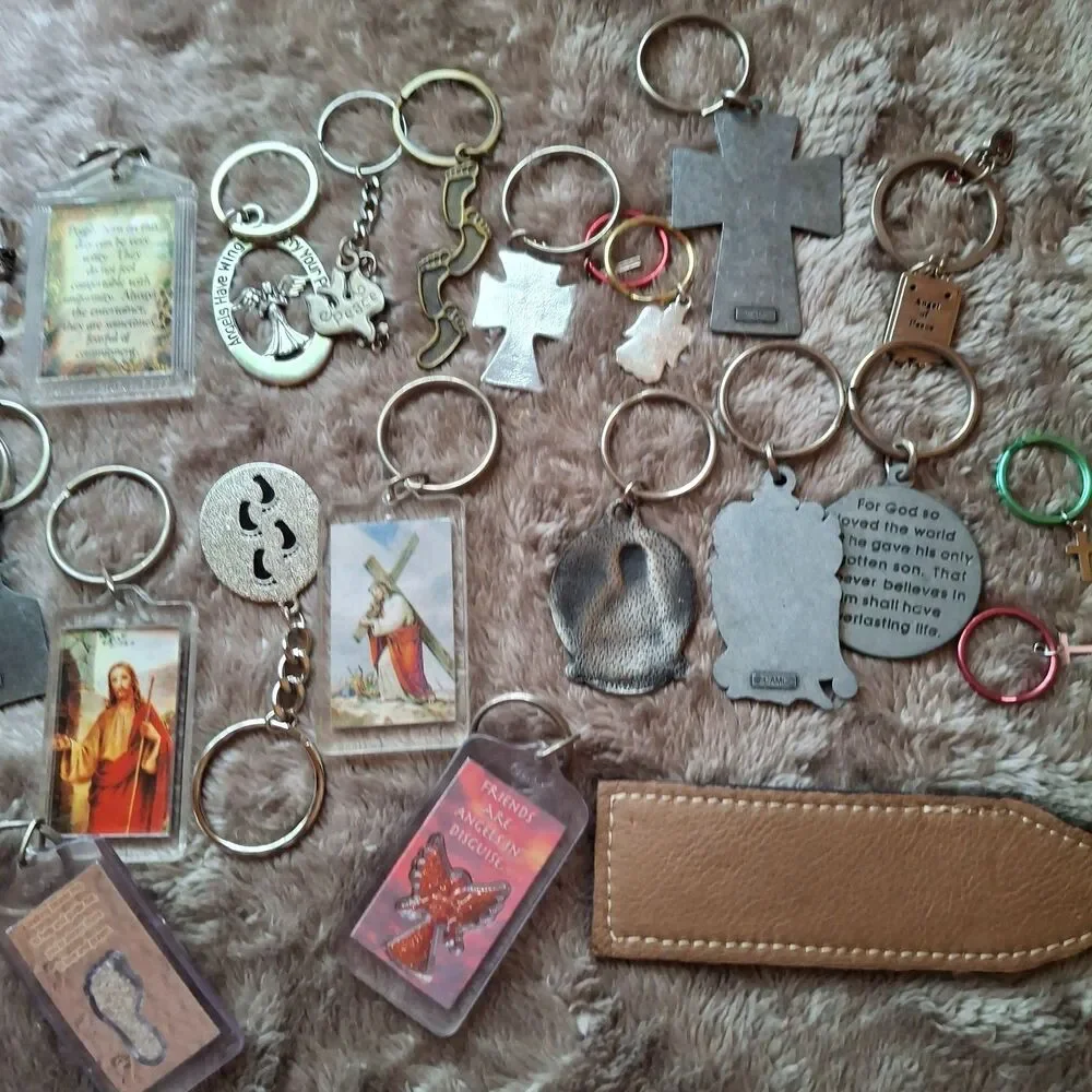 25+ Vintage Christianity / Faith Keychains - Jesus, Cross, Angels, Bible Verses